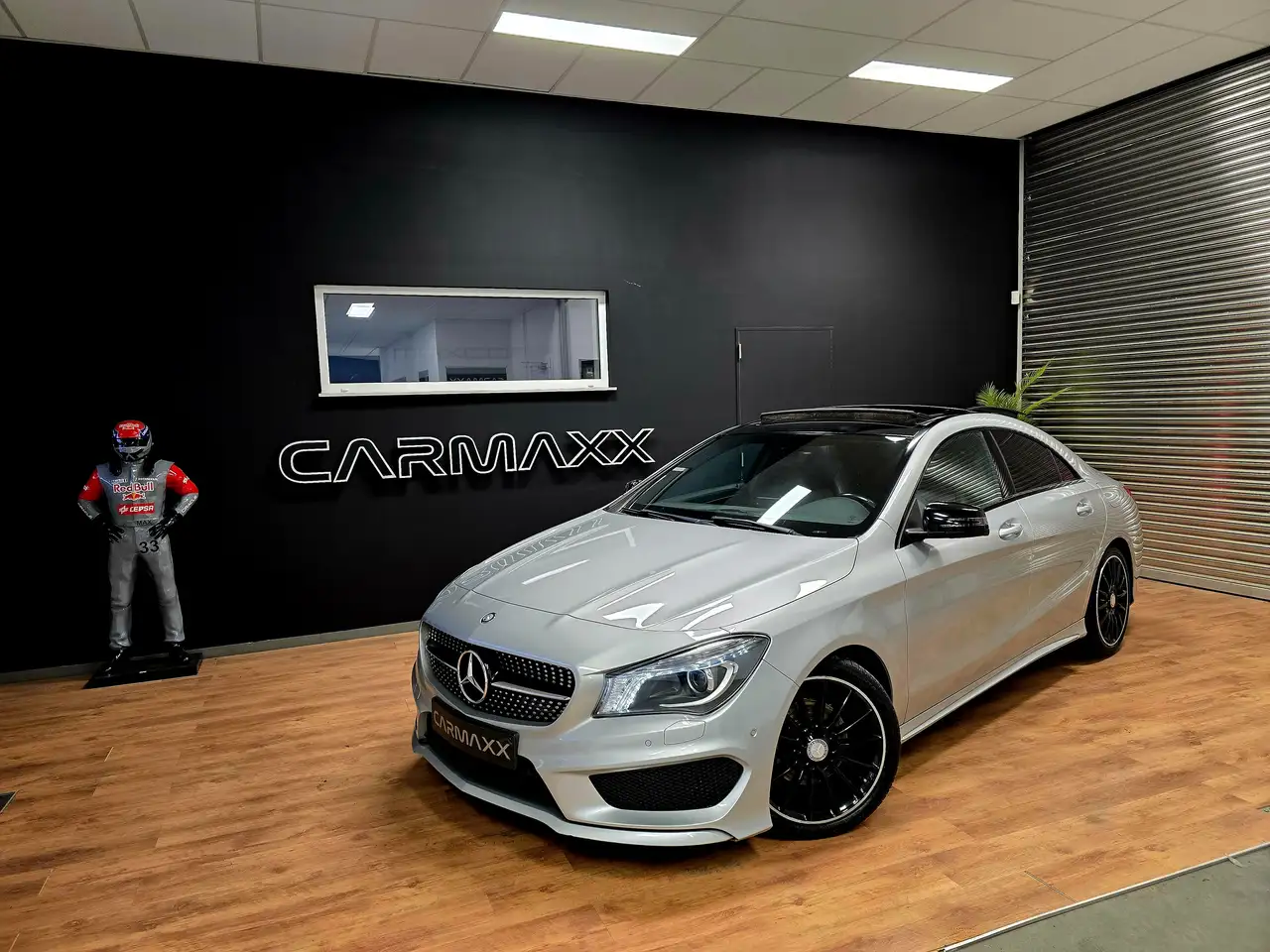 Mercedes-Benz CLA 180