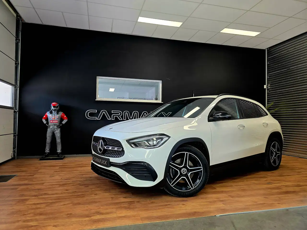 Mercedes-Benz GLA 200